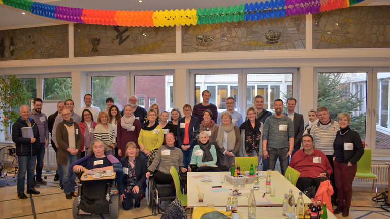 Gruppenbild der Teilnehmenden des Netzwerktreffens