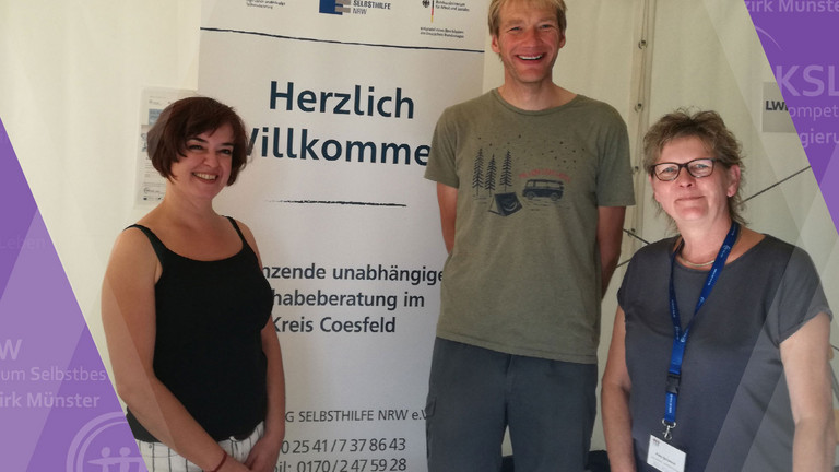 Bild von Anke Schwarze am Stand der EUTB Coesfeld beim Aktionstag für Teilhabe in Coesfeld